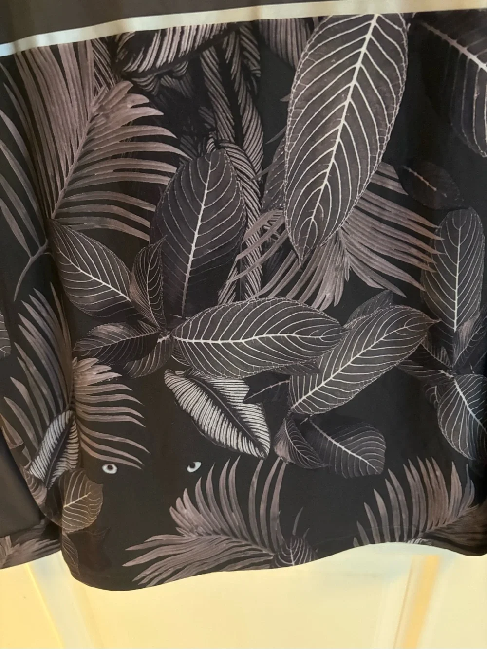 Greyson  Dark Gray Half-Zip Jacket with Wolf Eyes and Leaf Print NWT